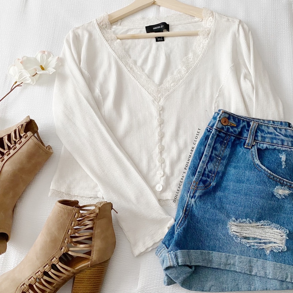 Off White Ribbed Lace Trimmed Cropped Top